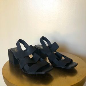 SOL SANA BLACK BOLT SQUARE HEEL